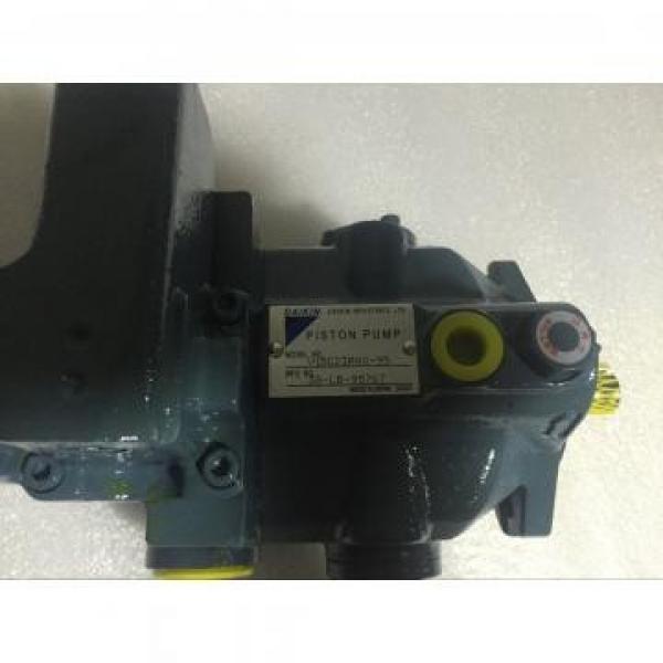 J-V23A3RX-30 Daikin variable piston pump V series #2 image